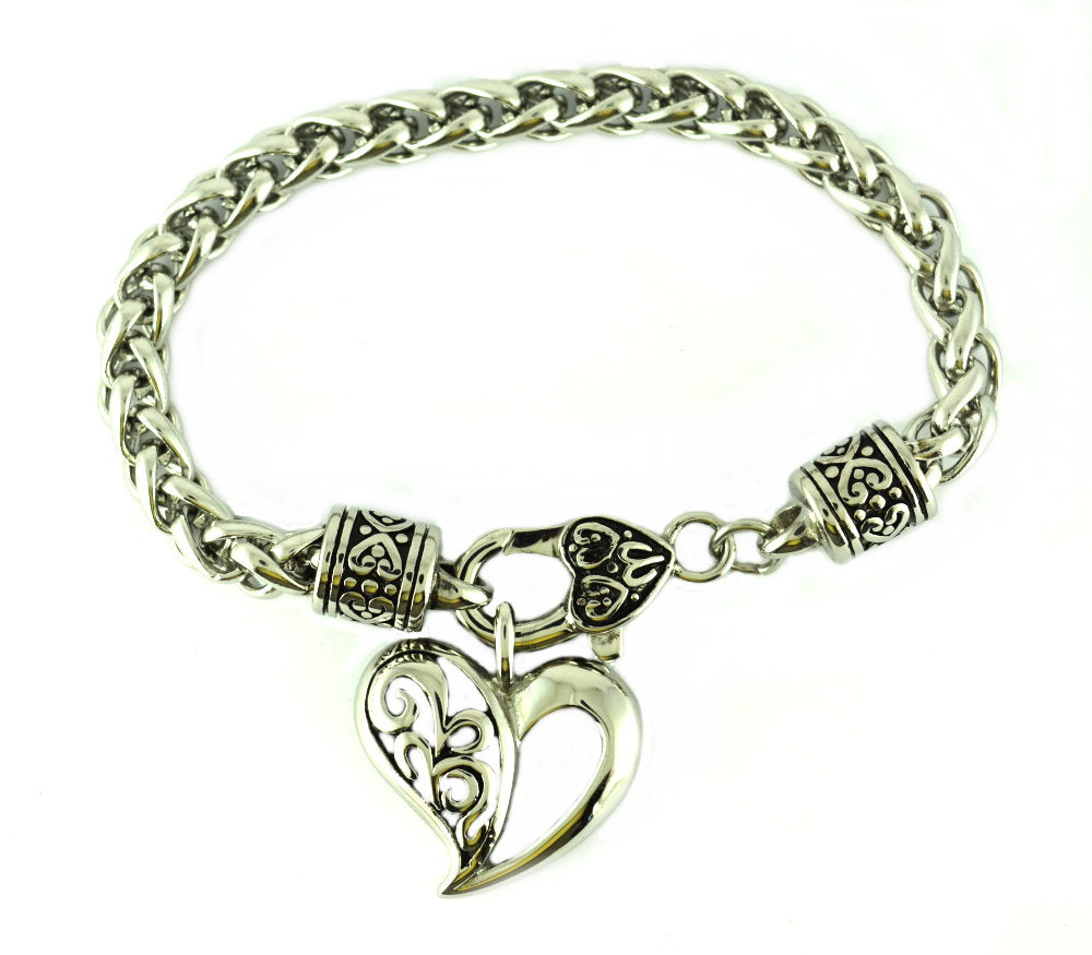 SK2360 Heart Bracelet Stainless Steel 8" Chain 7 Millimeter