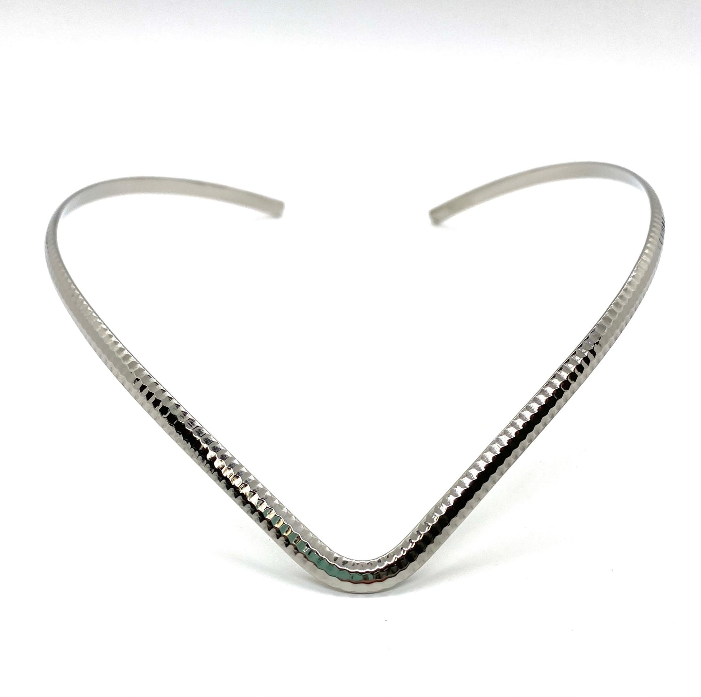 SK2410 Ladies Neck Cuff in Ribbed 316L Stainless Steel