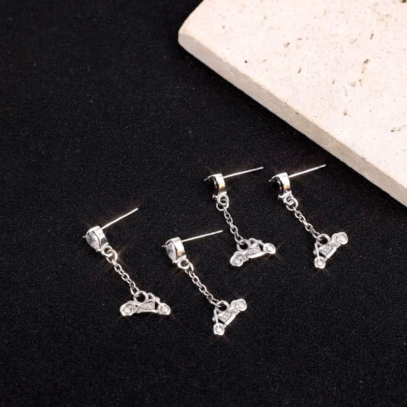 SK2708E Heart Crystal Motorcycle Earrings - Black Stone