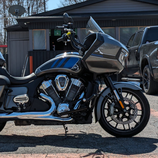 Blue/Carbon-Podium Finish for Challenger/Pursuit