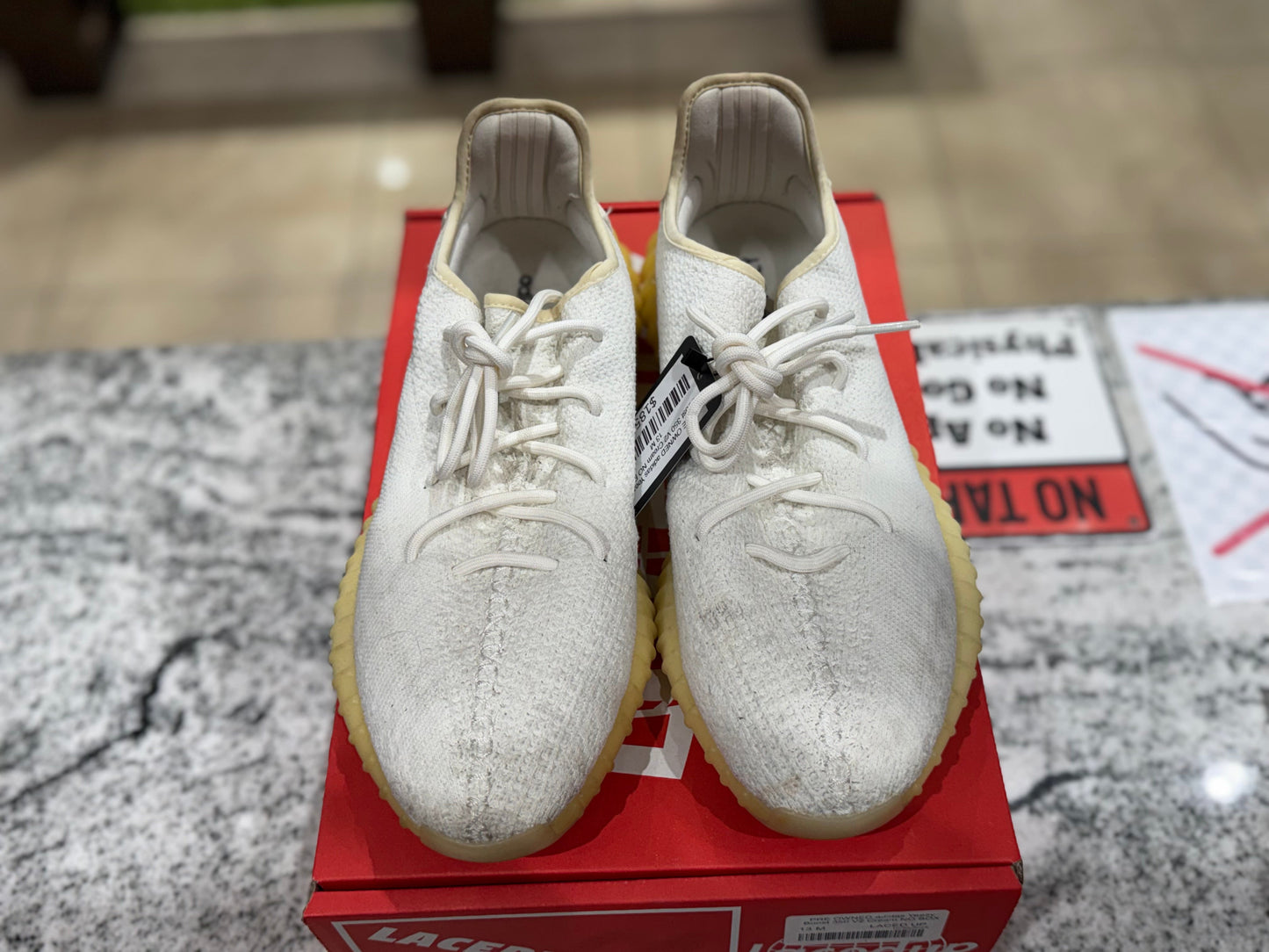 PRE OWNED adidas Yeezy Boost 350 V2 Cream NO BOX