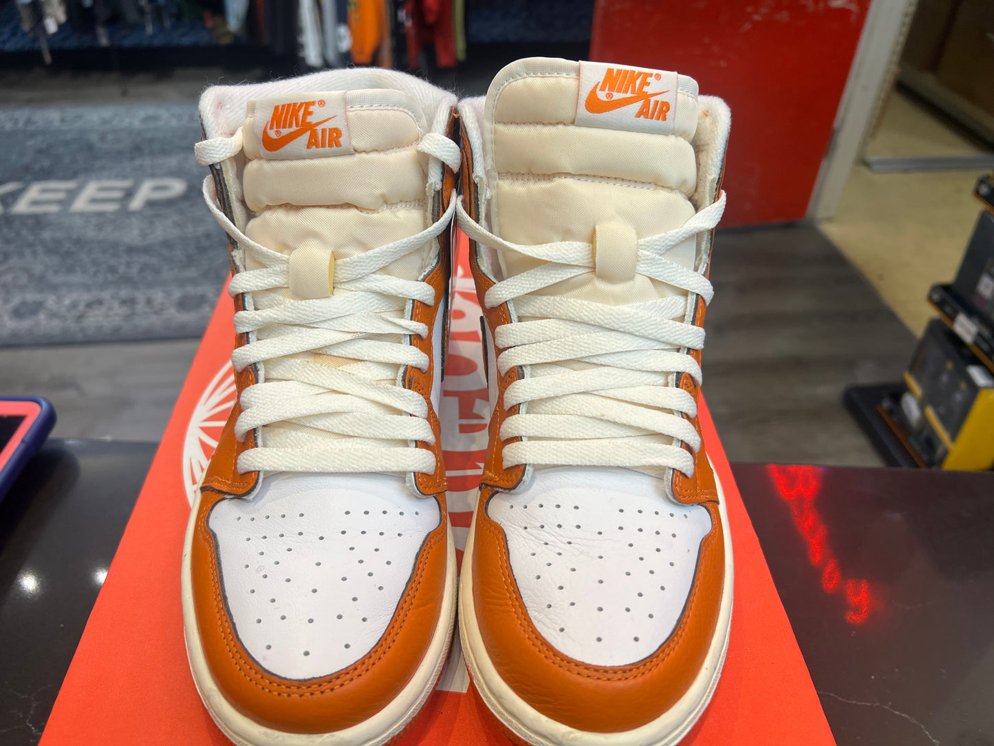 PRE OWNED Jordan 1 Retro High OG Starfish (Women's) NO BOX