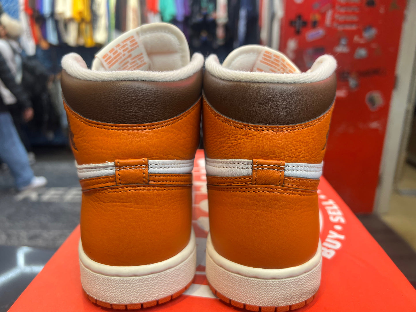 PRE OWNED Jordan 1 Retro High OG Starfish (Women's) NO BOX