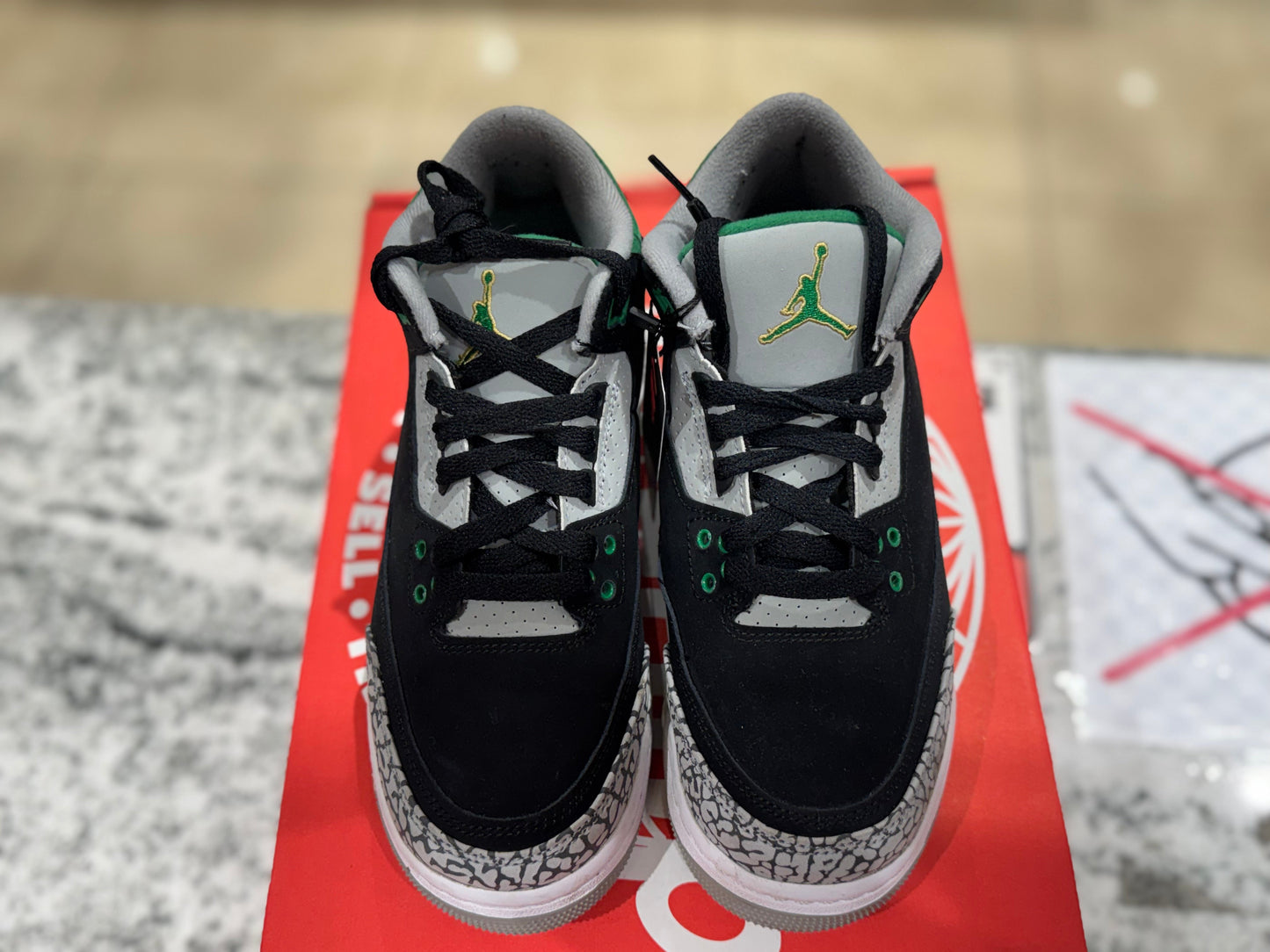 PRE OWNED Jordan 3 Retro Pine Green (GS) NO BOX