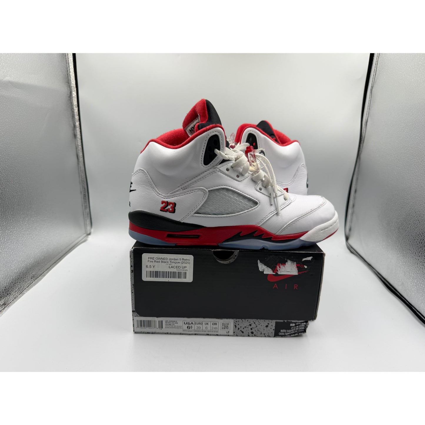 PRE OWNED Jordan 5 Retro Fire Red Black Tongue (2025) (GS)