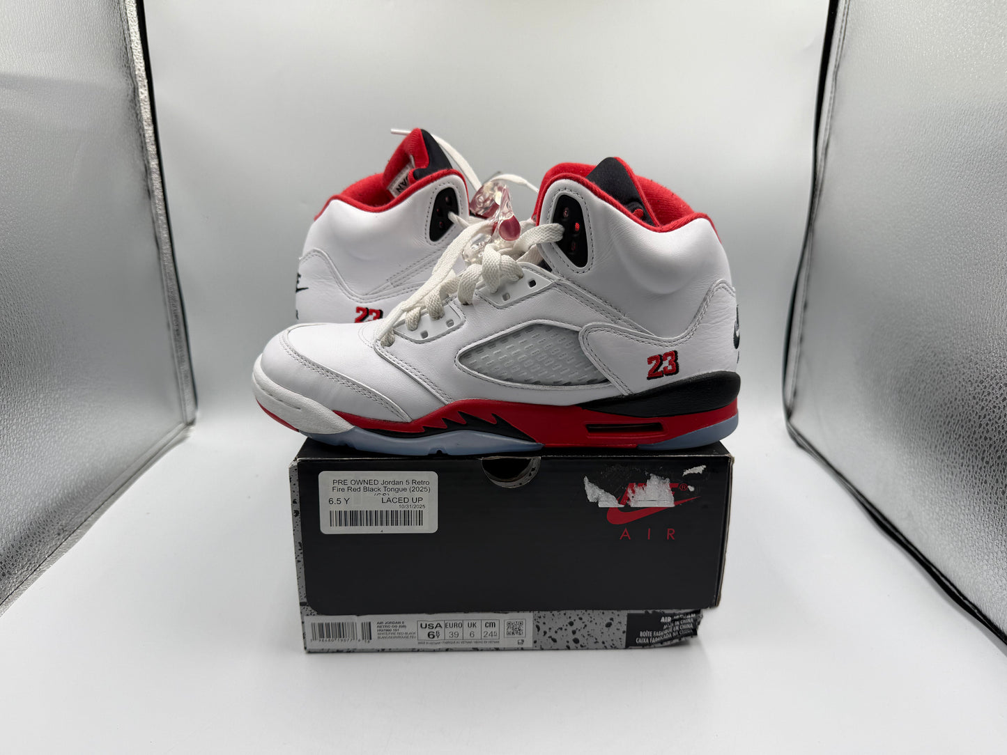 PRE OWNED Jordan 5 Retro Fire Red Black Tongue (2025) (GS)