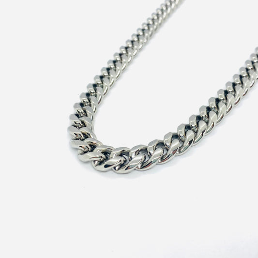 SK4021 Necklace 3/8" Wide Cuban Link Silver Color
