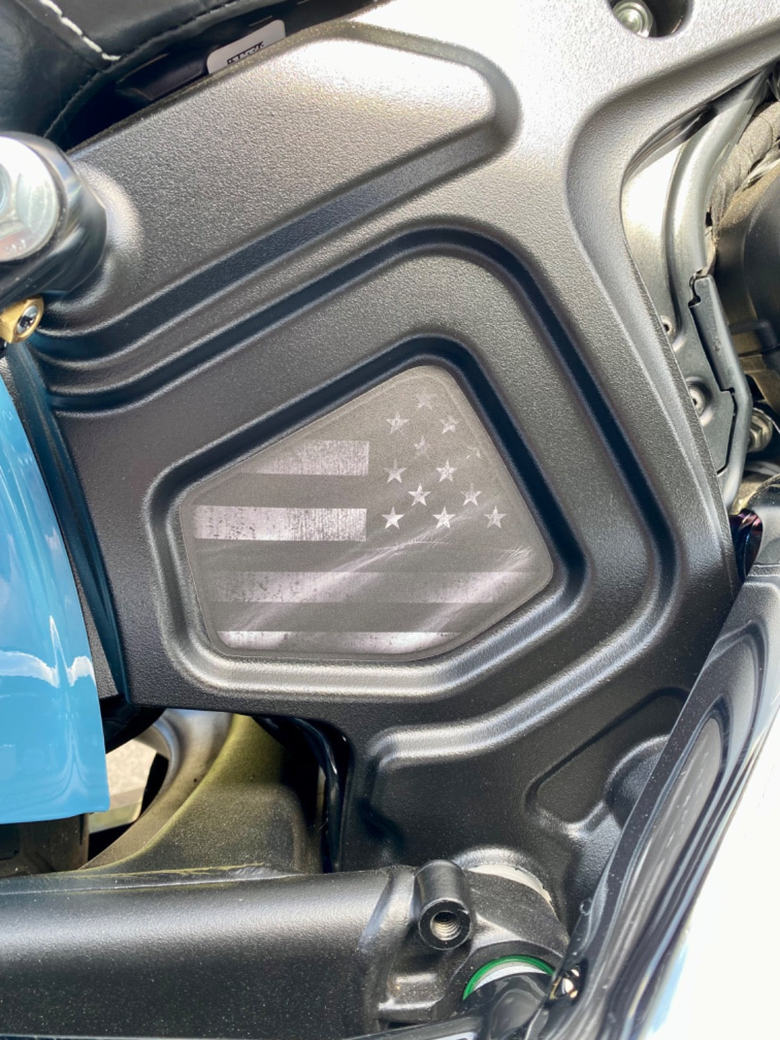 Indian Scout Mid-Frame Insert - B&W Flag