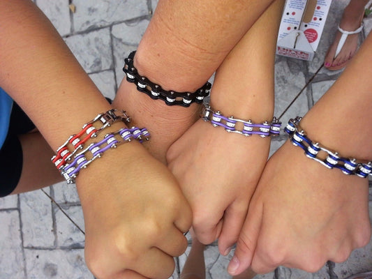 SK1853 1/2" Wide All Yellow Tone White Crystal Rollers Ladies Stainless Steel Motorcycle Chain Bracelet