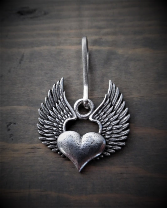 BZP-31 Heart Wing Zipper Pull