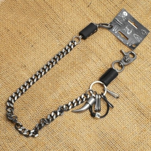 Wallet Chain with a skull / horn / leather designs, single